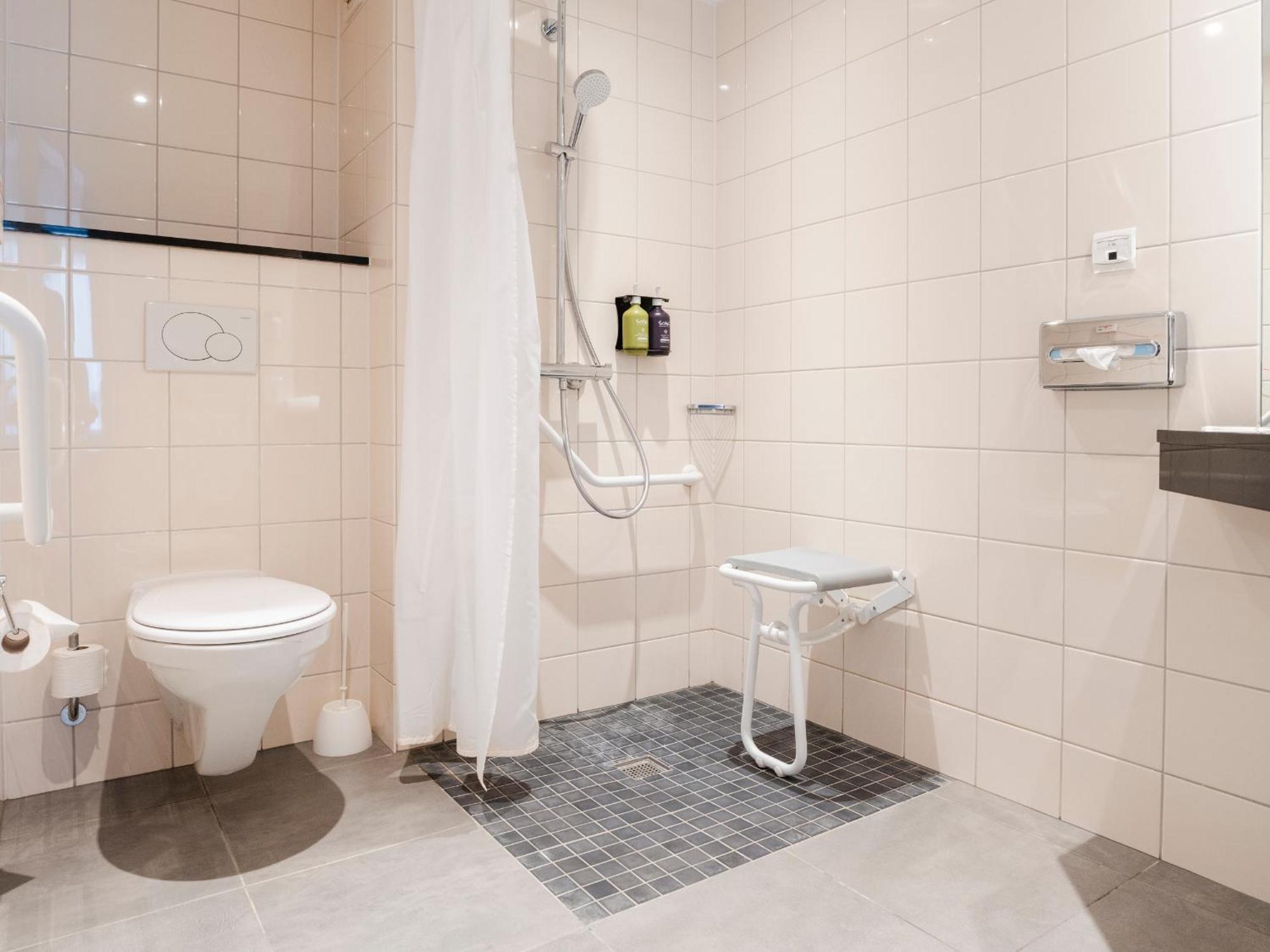 Express Saint-nazaire By Ihg Hotel